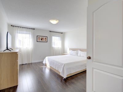 32 Black Maple Cres, Vaughan, ON