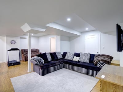 378 Lauderdale Dr, Vaughan, ON