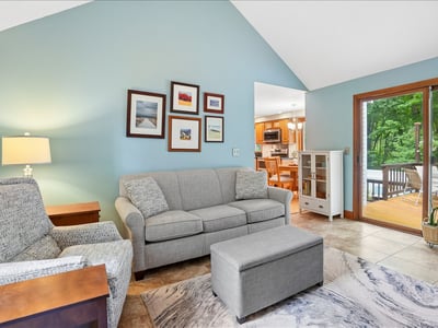 4 Lawson Farm Road, Londonderry, NH