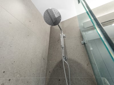 1 strathgowan avenue, Suite 710, Toronto, ON
