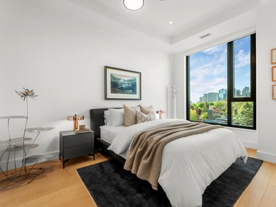 1 strathgowan avenue, Suite 710, Toronto, ON