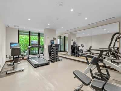 1 strathgowan avenue, Suite 710, Toronto, ON