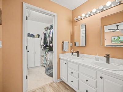 16600 La Fleur Drive, 13, East Lansing, MI
