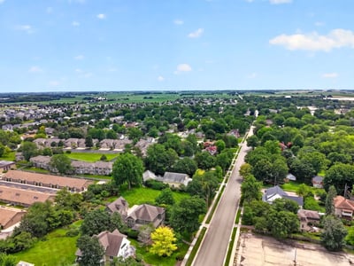 726 Somonauk St, Sycamore, IL