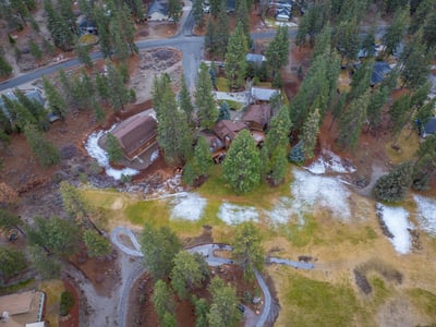 17325 Nicklaus Court, Weed, CA