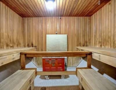 1300 Bloor Street #404, Mississauga, ON