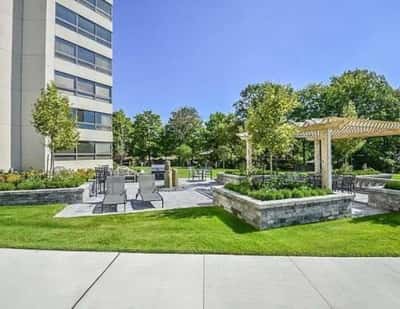 1300 Bloor Street #404, Mississauga, ON