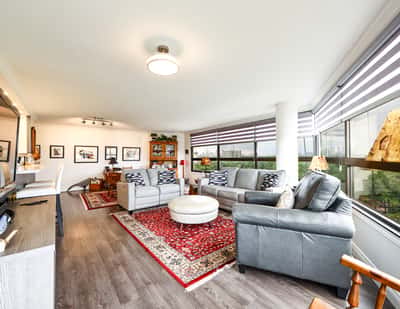 1300 Bloor Street #907, Mississauga, ON