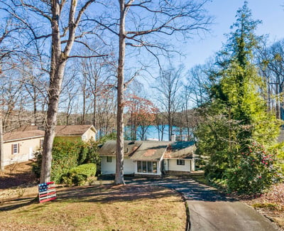 9210 Hawks Nest Drive, Gainesville, GA