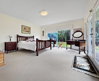 8 Kangaroo Rise, Koonwarra, VIC