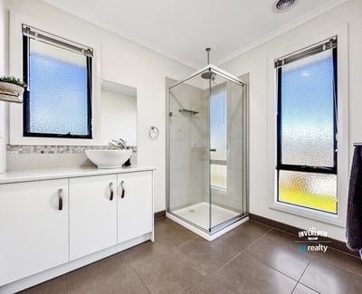 13 Oceanic Drive, Inverloch, VIC