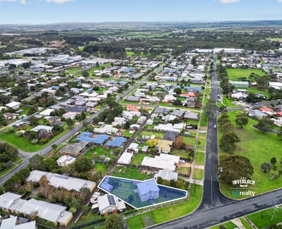 Spacious suburban property with expansive greenspace and convenient access to local amenities and transport.