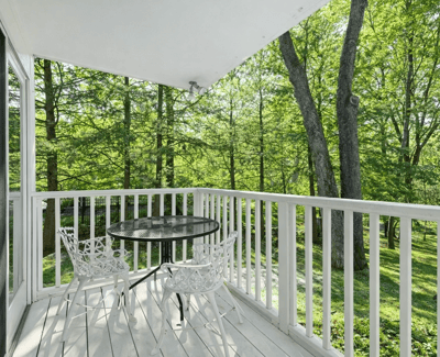 17 Richmond Hill Road, Weston, CT