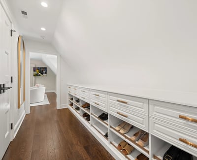 6 Carpenters Brook Road, Greenwich, CT
