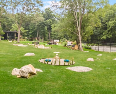 17 Pine Ridge Road, Woodbridge, CT