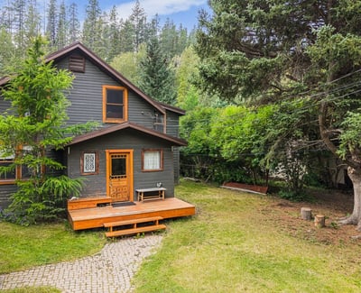 132 Rundle Crescent, A and B, Canmore, AB