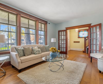 54 Wellington St, Lindsay, ON