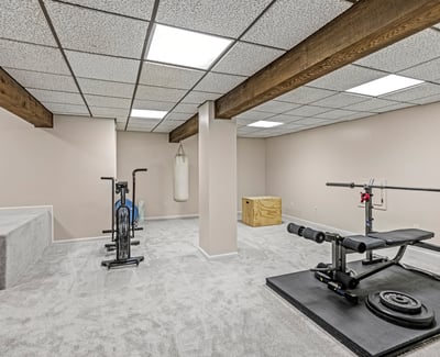 609 Lincoln Road, Bradford Woods, PA