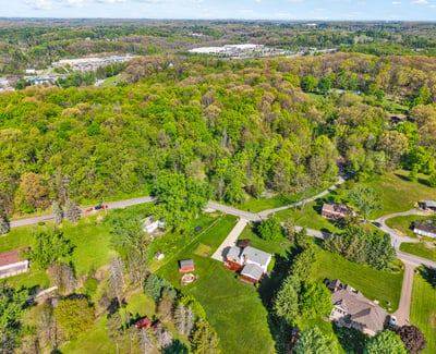 4216 Clendenning Road, Gibsonia, PA