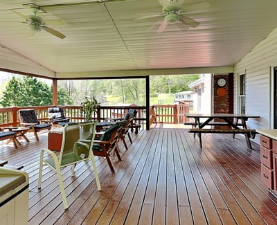 4216 Clendenning Road, Gibsonia, PA