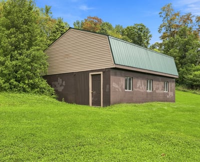 650 Phillis Road, Burgettstown, PA