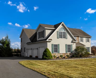 Enjoy this oversized 3-car garage with a side entry door. One oversized garage door accommodates larger vehicles.