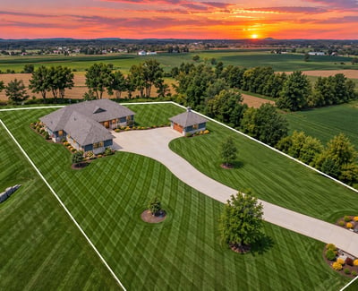 2177 Elsies Dr, Richfield, WI