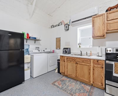 151 Kasberg, Leroy, TX