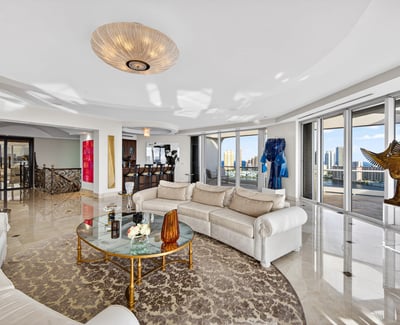 7000 Island Blvd PH-02, Aventura, FL