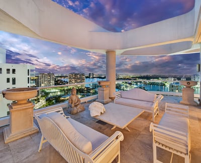 7000 Island Blvd PH-02, Aventura, FL