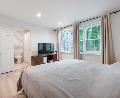 1800 Chestnut Lane, Matthews, NC