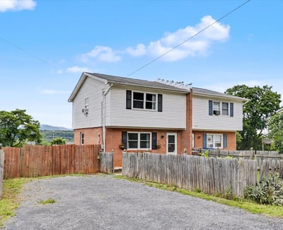 205 S Shenandoah Ave, Front Royal, VA