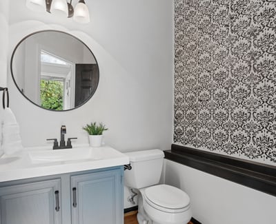 6033 Hydrangea Dr, Alexandria, VA