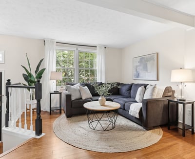 6033 Hydrangea Dr, Alexandria, VA