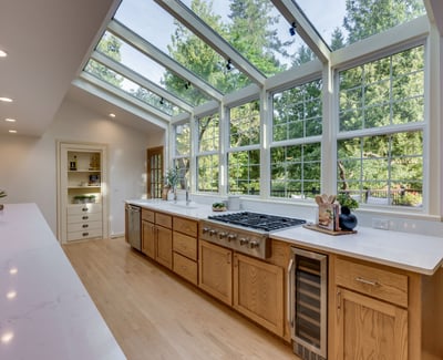 9025 NW Ash St., Portland, OR