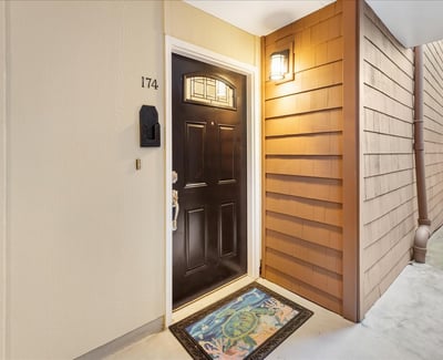 174 Oswego Summit, Lake Oswego, OR