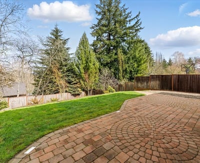 15605 SW Snowy Owl Ln, Beaverton, OR
