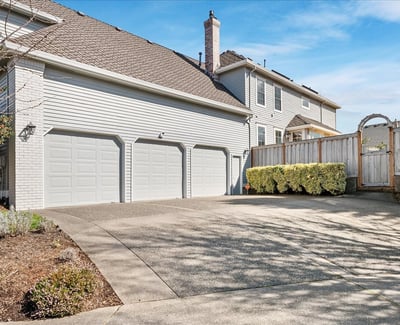 14775 SW Peachtree Dr, Portland, OR