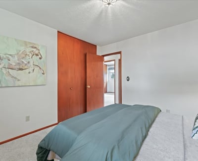 14650 NE Russell Court, Portland, OR
