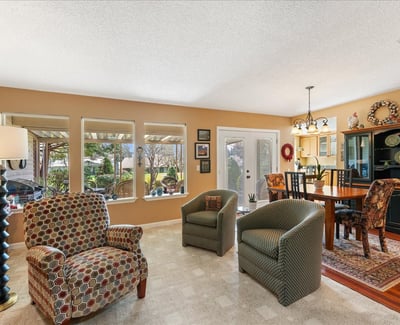 15930 SW Greens Way, Portland, OR
