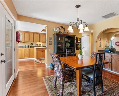 15930 SW Greens Way, Portland, OR