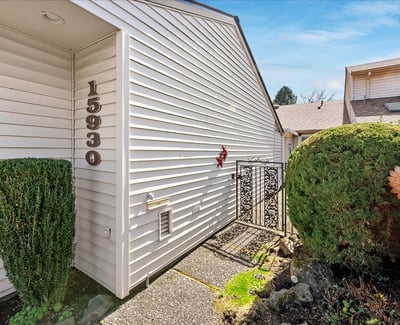 15930 SW Greens Way, Portland, OR