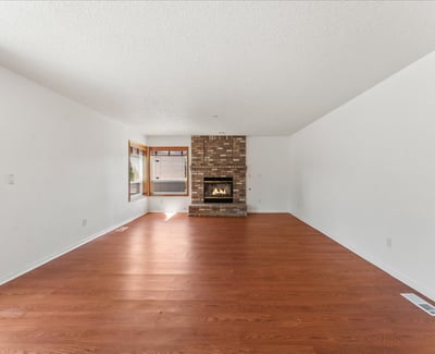 12402 Cominger Dr, Oregon City, OR