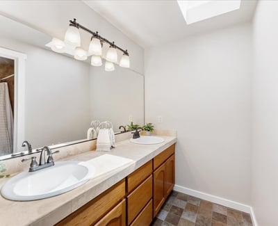 17254 SW 128th Ave, Portland, OR