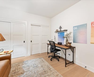 525 SE Marion St, Unit #2, Portland, OR