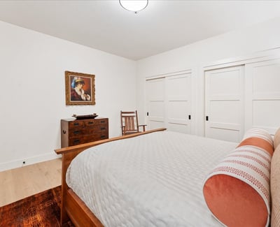 525 SE Marion St, Unit #2, Portland, OR