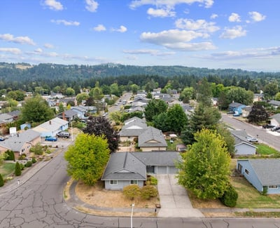 1812 SE 18th Pl, Troutdale, OR