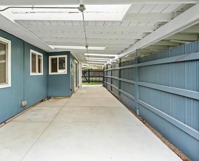 10860 NE Oregon Street, Portland, OR