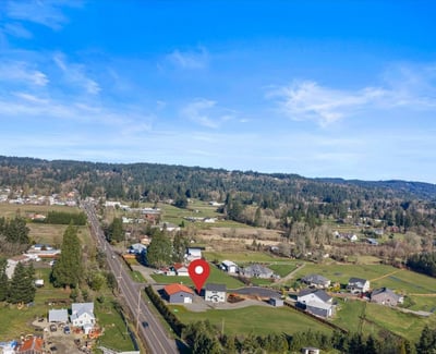 13920 S Lucia Lane, Mulino, OR