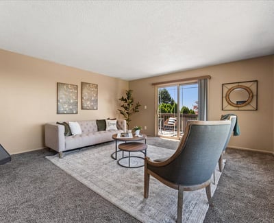 10100 SE Walnut Drive, Happy Valley, OR